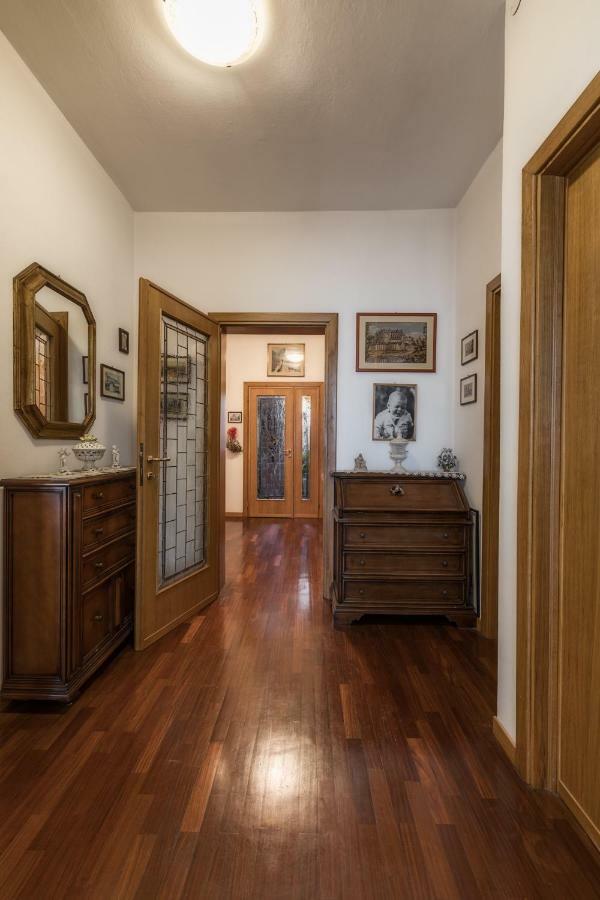 Casa Mimosa Apartment Viareggio Ngoại thất bức ảnh